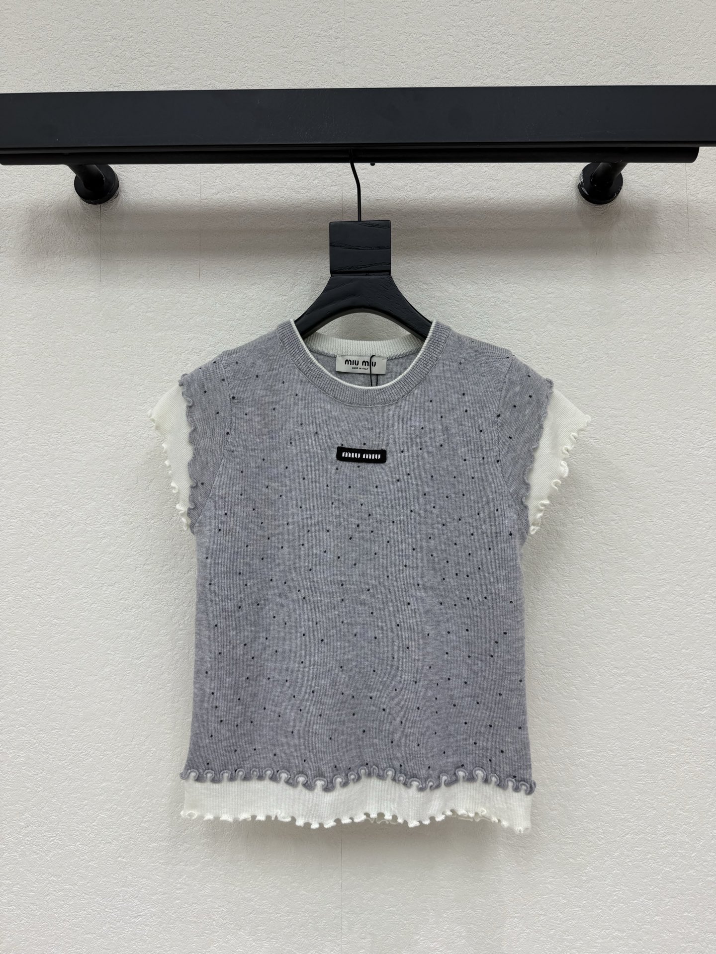 Women's short sleeves